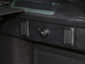 2019380PS R-Dynamic SE g