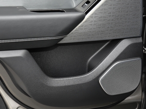 2019380PS R-Dynamic SE g