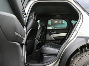 2019380PS R-Dynamic SE ſg