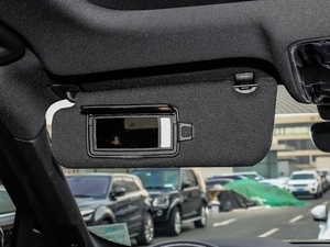 2019380PS R-Dynamic SE g