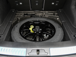 2019380PS R-Dynamic SE ̥