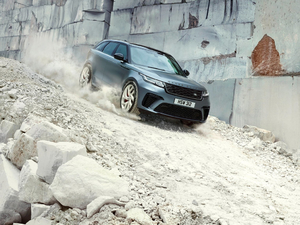 2019款SVAutobiography Dynamic Edition 整体外观
