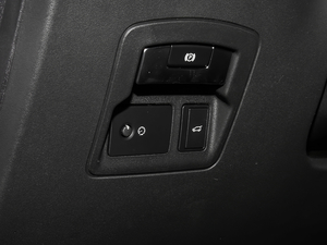 2019300PS R-Dynamic S п؅^