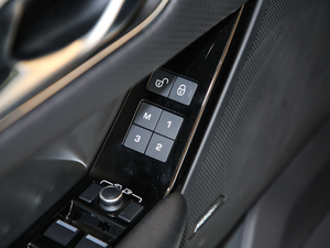 2019250PS R-Dynamic S g