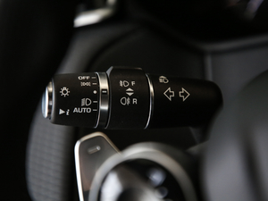 2019250PS R-Dynamic S п؅^