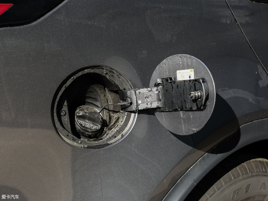 2019l(f)F(xin) 3.0 V6 SE