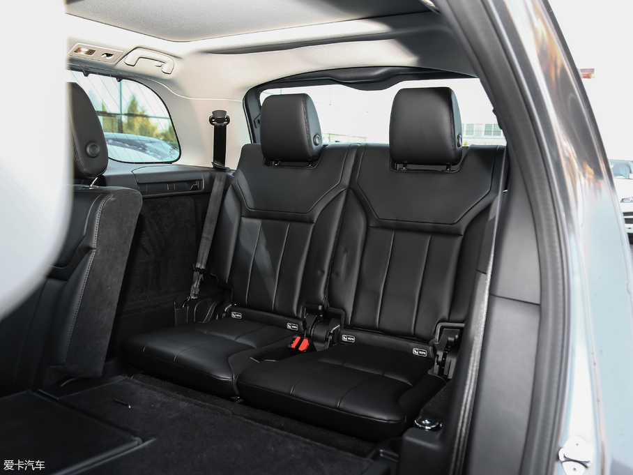 2019l(f)F(xin) 3.0 V6 SE