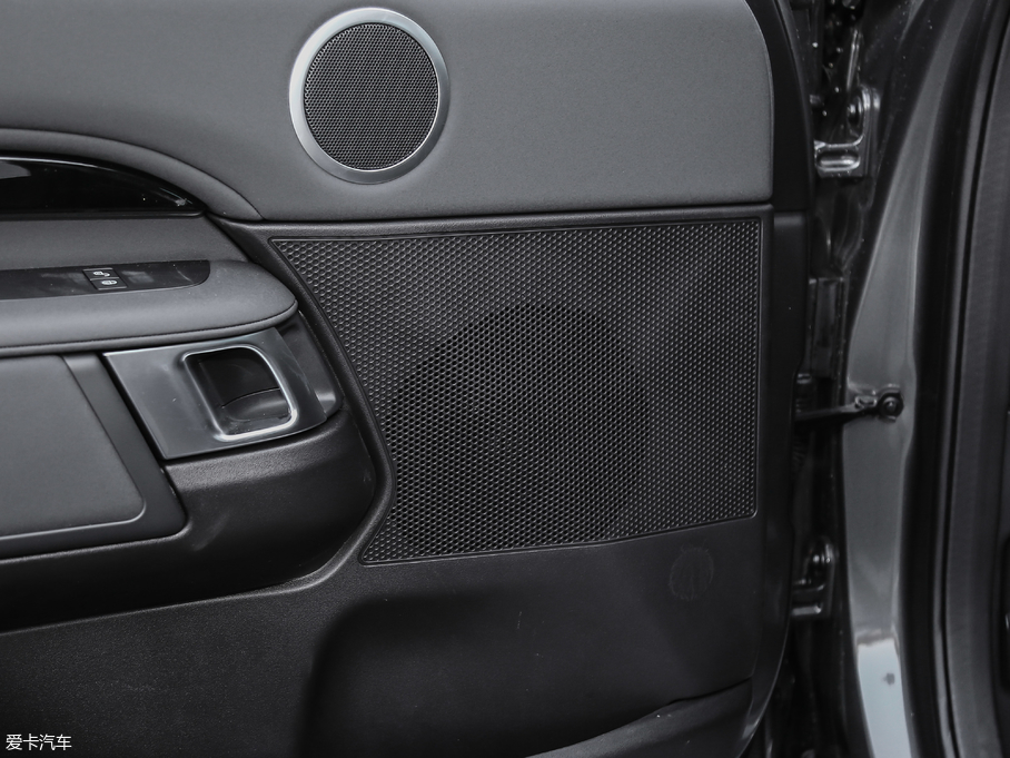 2019l(f)F(xin) 3.0 V6 SE