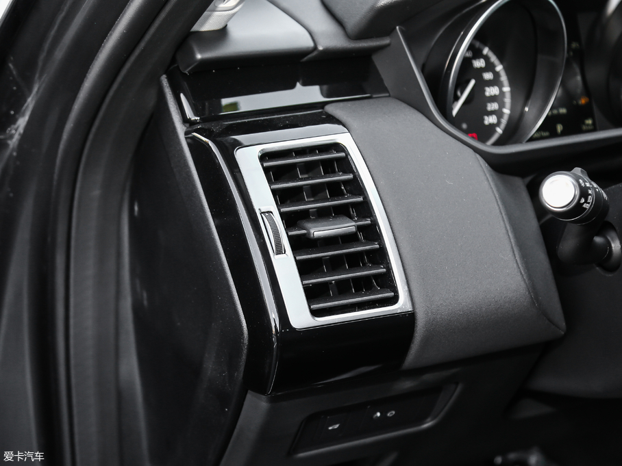 2019l(f)F(xin) 3.0 V6 SE