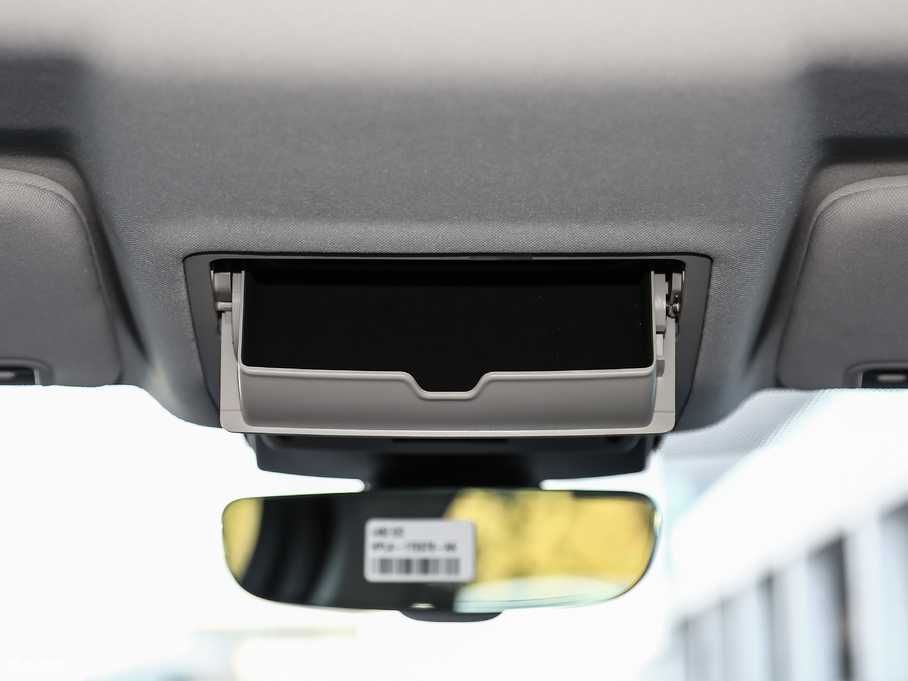 2019l(f)F(xin) 3.0 V6 SE