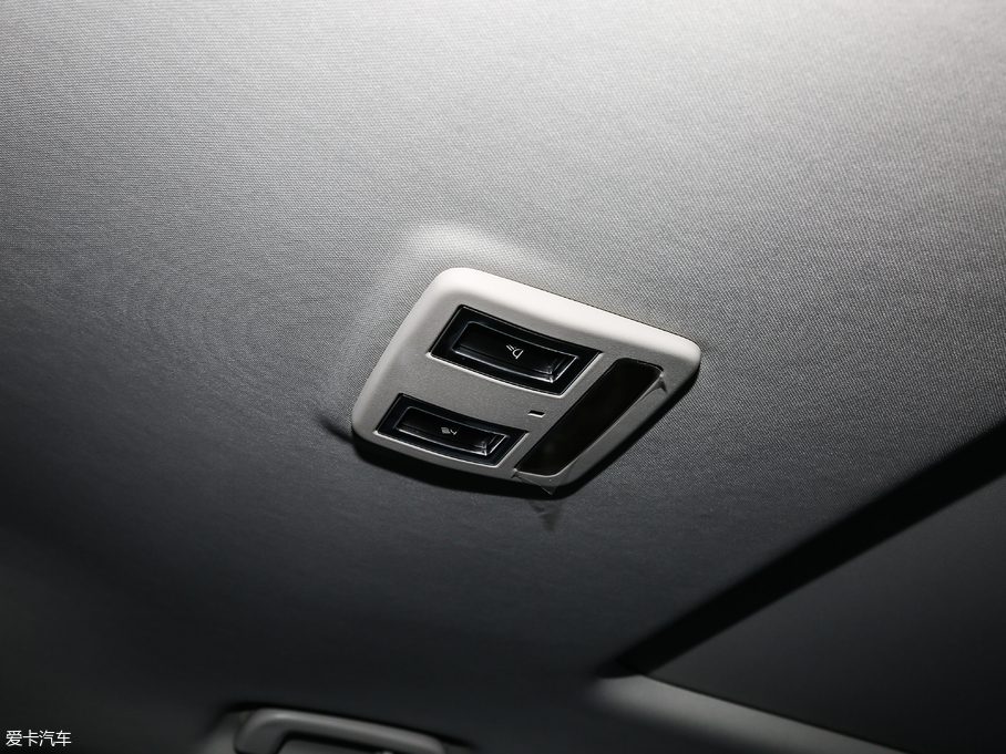 2019l(f)F(xin) 3.0 V6 SE