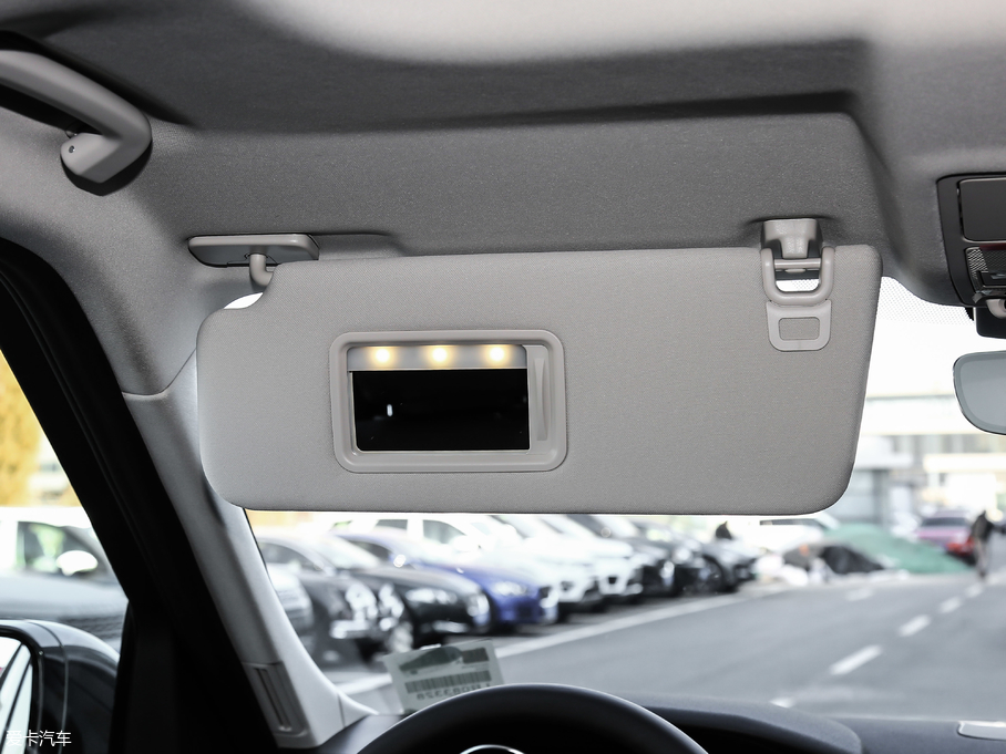 2019l(f)F(xin) 3.0 V6 SE