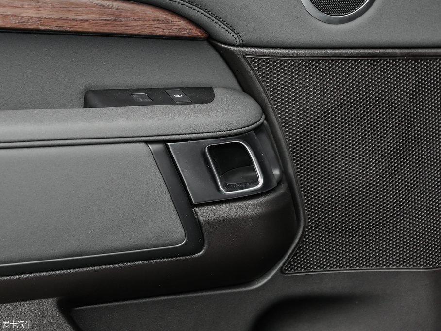 2019l(f)F(xin) 3.0 V6 HSE