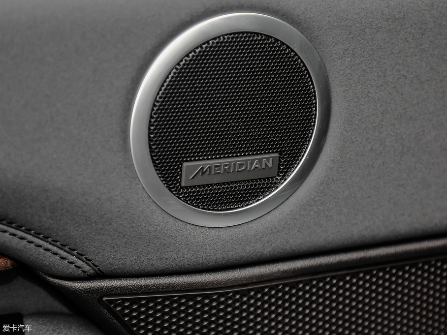 2019l(f)F(xin) 3.0 V6 HSE