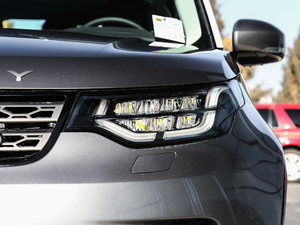 2019款3.0 V6 SE 大灯