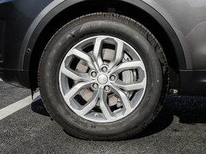2019款3.0 V6 SE 轮圈