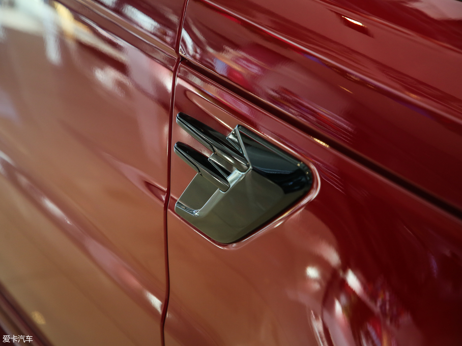 2019\(yn)(dng) 3.0 V6 hЄ(chung)DYNAMIC