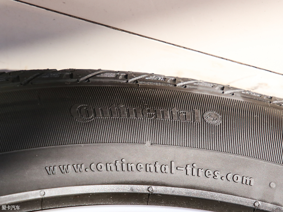 2019\ 3.0 V6 hЄDYNAMIC