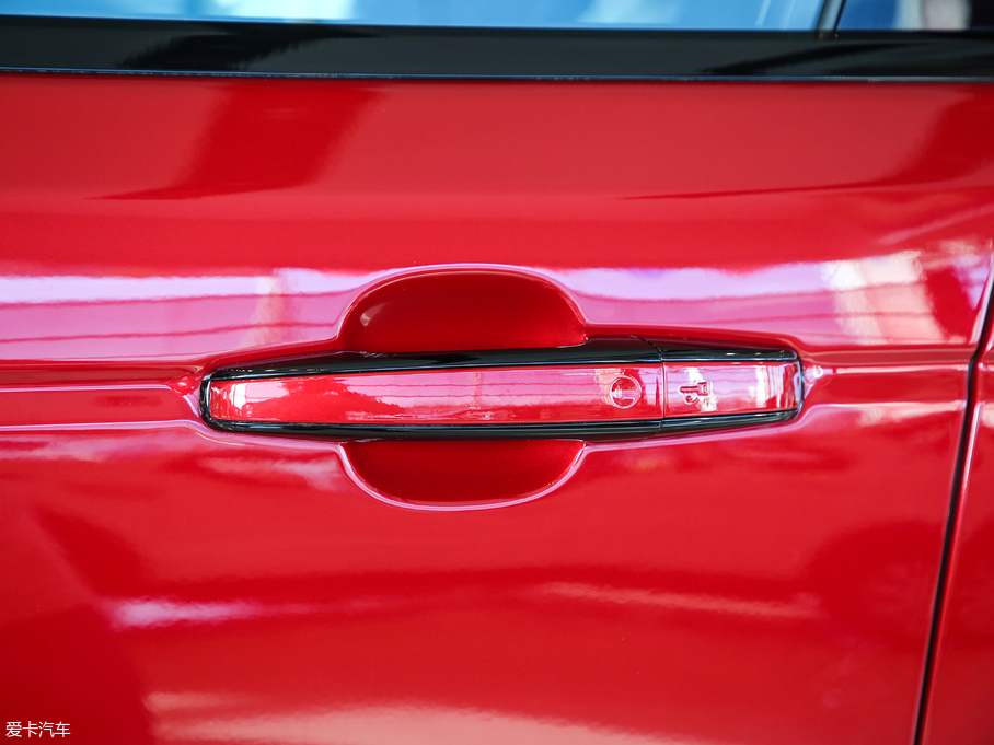 2019\(yn)(dng) 3.0 V6 hЄ(chung)DYNAMIC