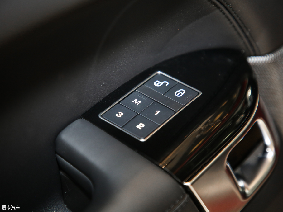 2019\ 3.0 V6 hЄDYNAMIC