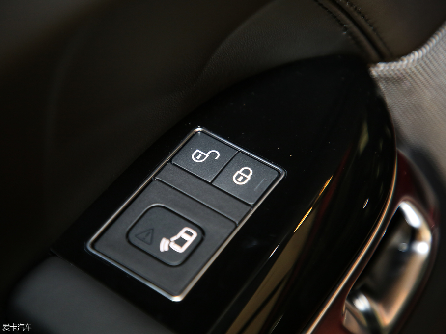 2019\ 3.0 V6 hЄDYNAMIC