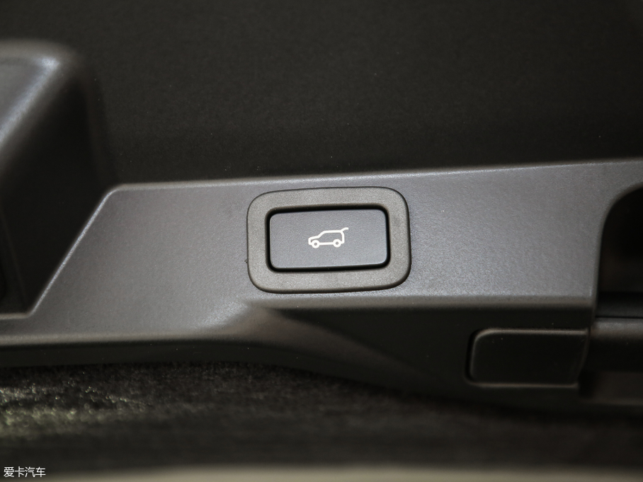 2019\ 3.0 V6 hЄDYNAMIC