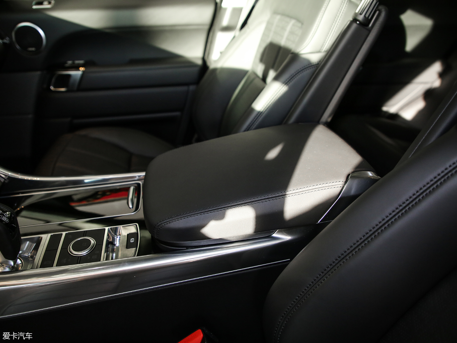 2019\(yn) 3.0 V6 hЄ(chung)DYNAMIC