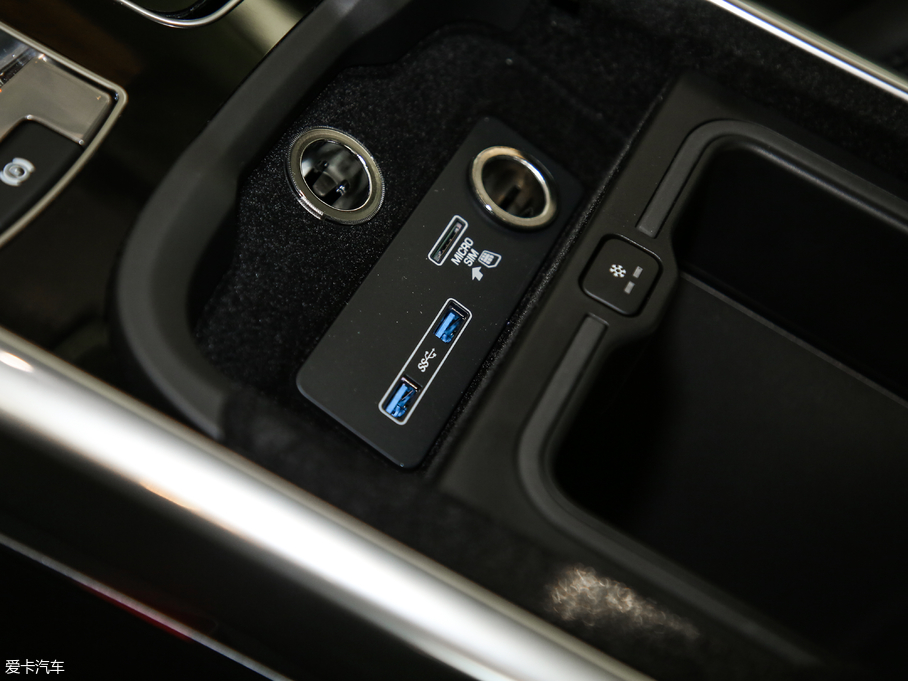 2019\ 3.0 V6 hЄDYNAMIC