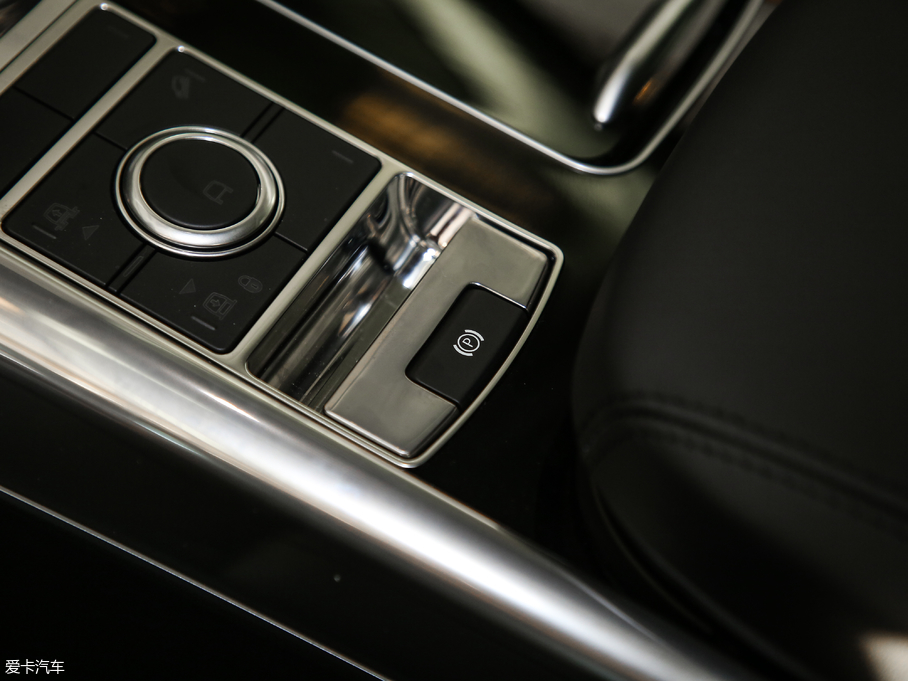 2019\(yn)(dng) 3.0 V6 hЄ(chung)DYNAMIC