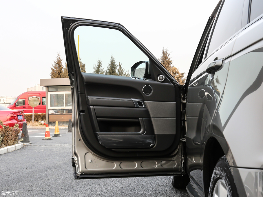 2019\ 3.0 V6 HSE DYNAMIC