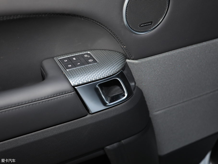 2019\ 3.0 V6 HSE DYNAMIC