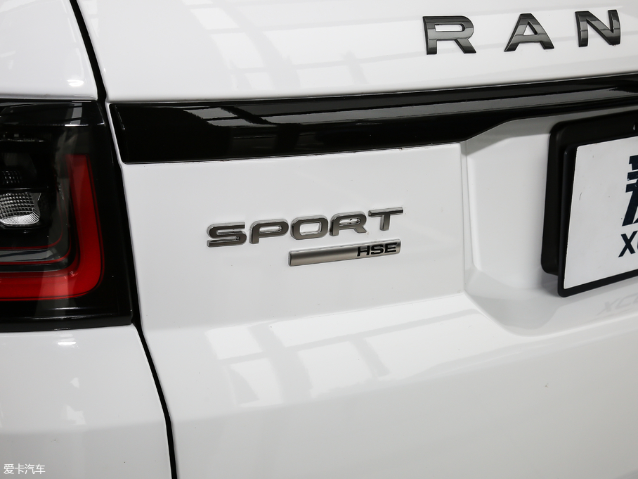 2019\ 3.0 L6 HSE DYNAMIC