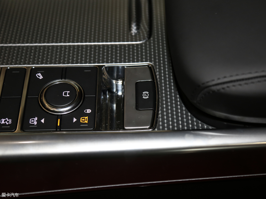 2019\ 3.0 L6 HSE DYNAMIC