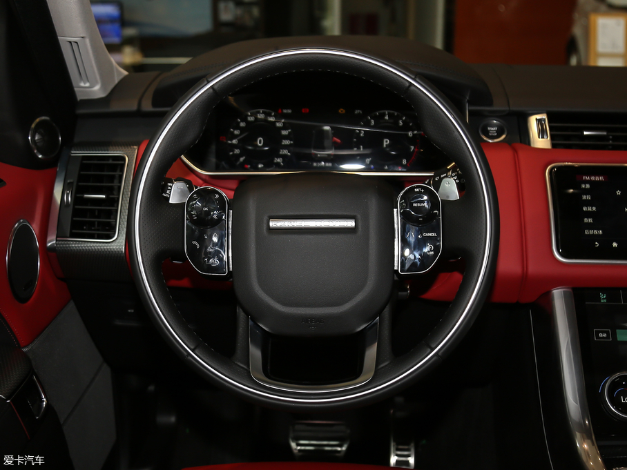 2019\ 3.0 L6 HSE DYNAMIC