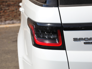 20193.0 V6 HSE DYNAMIC ^