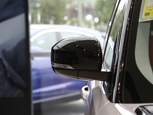 20193.0 L6 HSE DYNAMIC ^