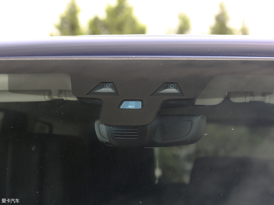 2019\Դ P400e HSE