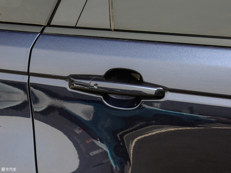 2019\Դ P400e HSE