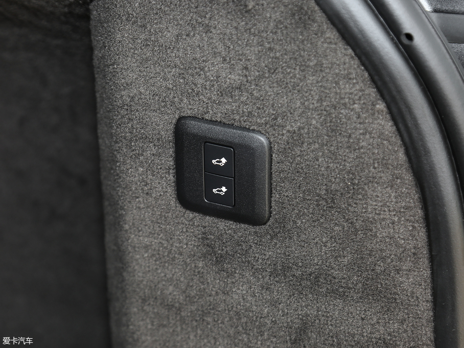 2019\Դ P400e HSE