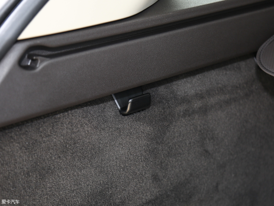 2019\Դ P400e HSE