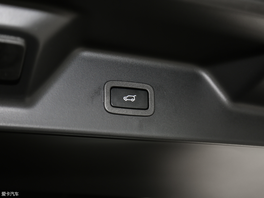 2019 3.0 V6 焓(chung)L