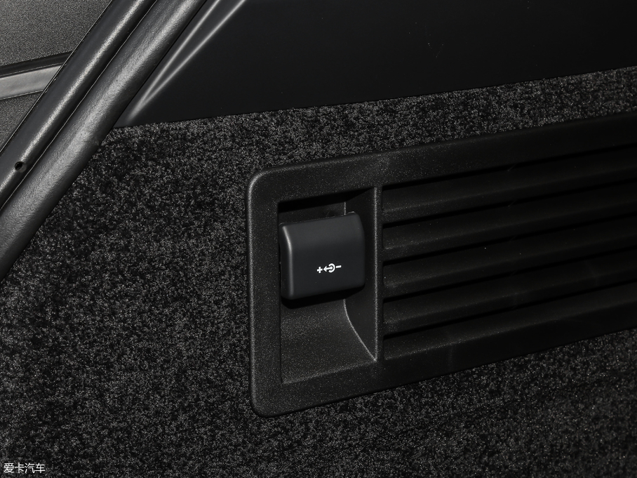 2019 5.0 V8 焓(chung)L