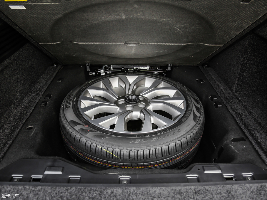 2019 5.0 V8 焓(chung)L