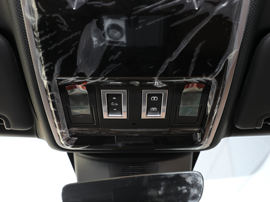 2019��� 5.0 V8 SVA�p�儓�����L��