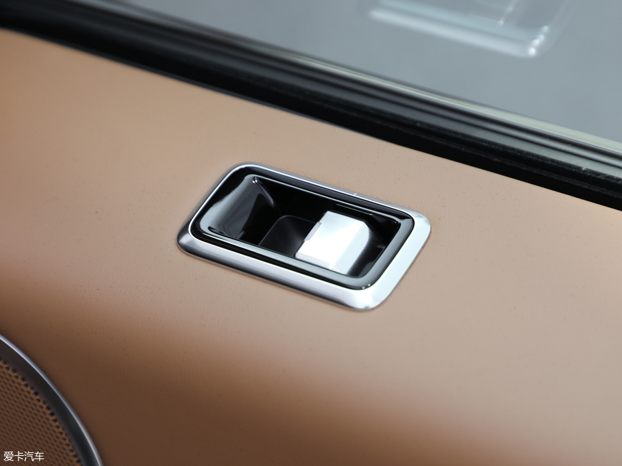 2019 5.0 V8 SVAp儓L