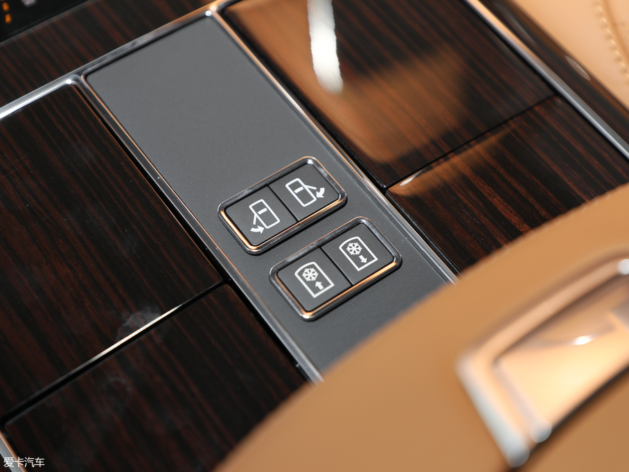 2019 5.0 V8 SVAp儓(chung)L(zhng)