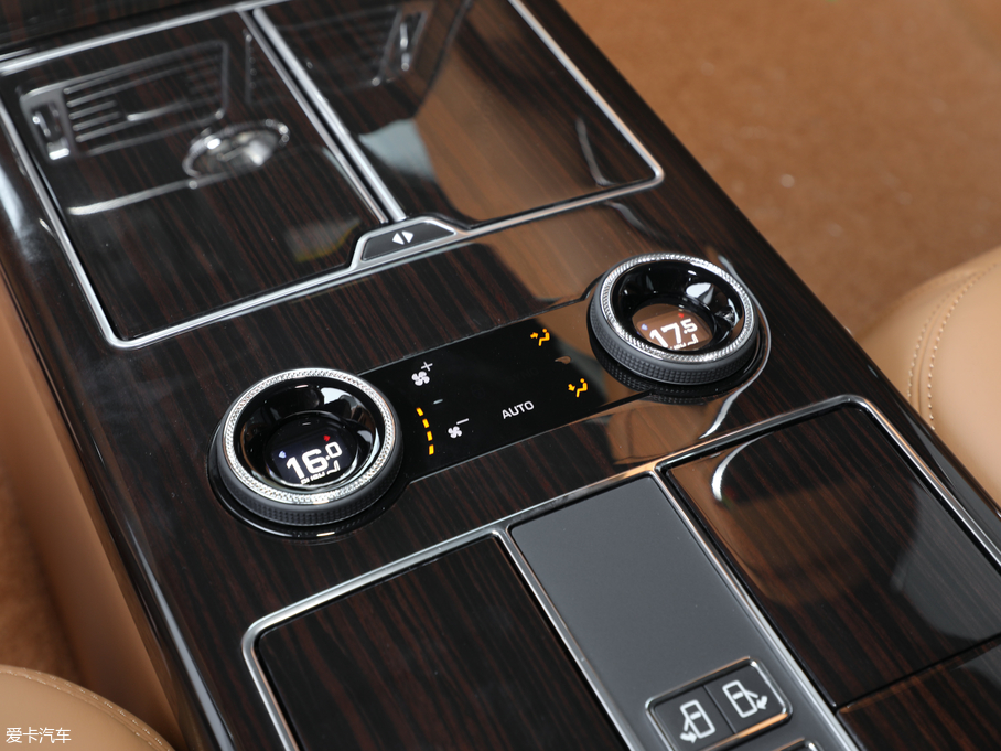 2019 5.0 V8 SVAp儓L