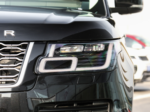 2019款3.0 V6 传世版 大灯