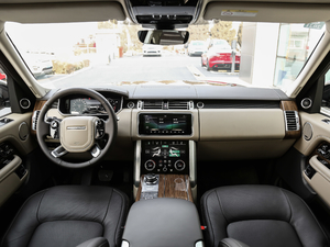 2019款3.0 V6 传世版 内饰全景