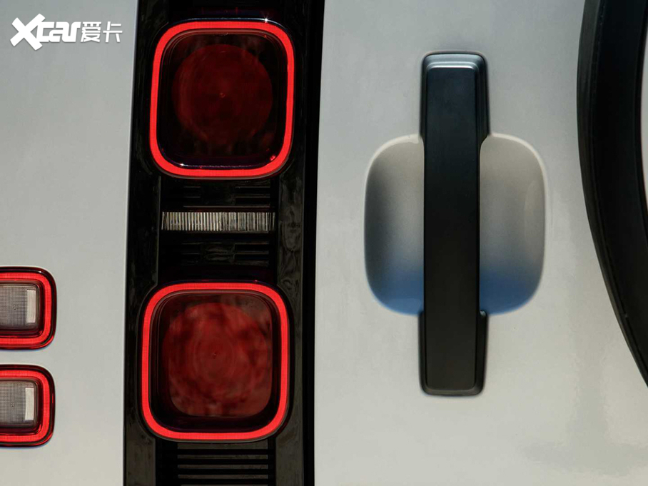 2020lʿ 110 P400 S Ӣ